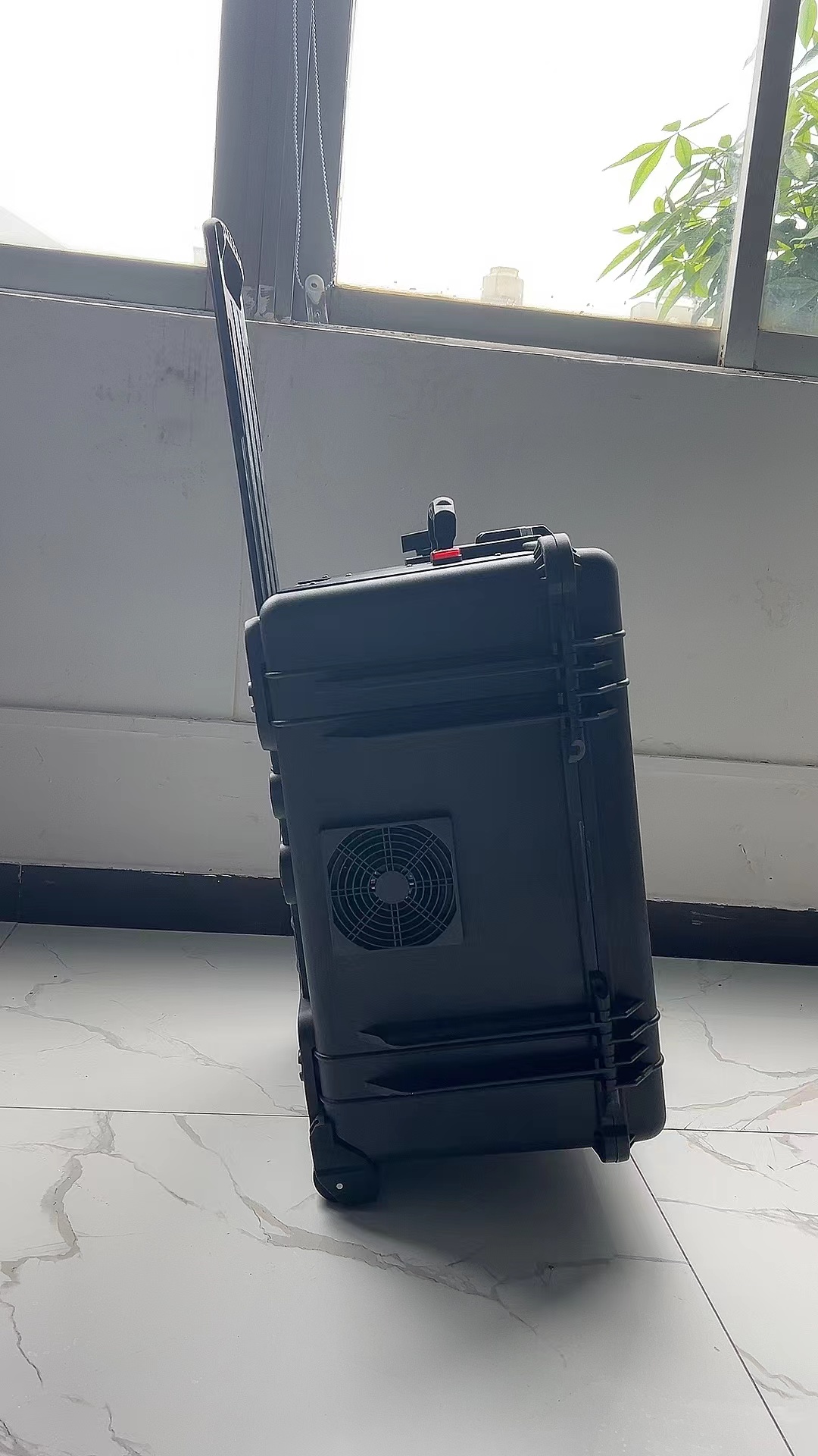 硚口手拉箱型移动通信干扰器